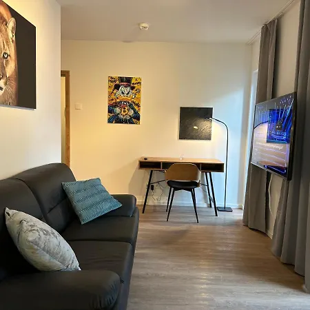 דירה Mm - In Innenstadtlage Mit Parkplatz *