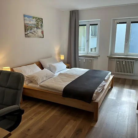 Mm - In Innenstadtlage Mit Parkplatz Appartement Augsbourg