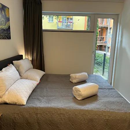 Appartement Mm - In Innenstadtlage Mit Parkplatz Augsbourg