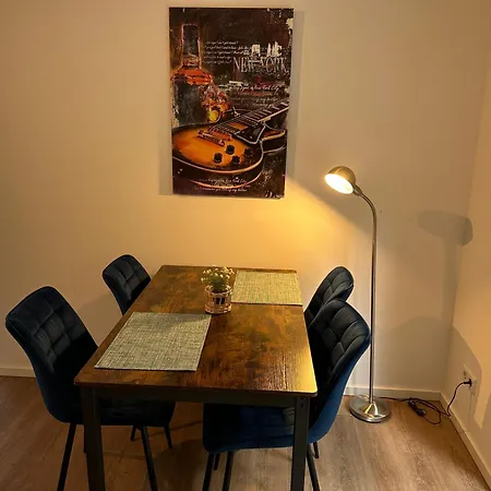 Mm - In Innenstadtlage Mit Parkplatz Appartement
