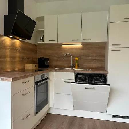 Appartement Mm - In Innenstadtlage Mit Parkplatz Augsbourg