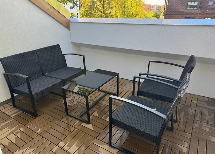 Mm - In Innenstadtlage Mit Parkplatz اوغسبورغ