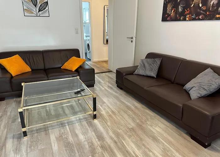 Mm - In Innenstadtlage Mit Parkplatz * اوغسبورغ